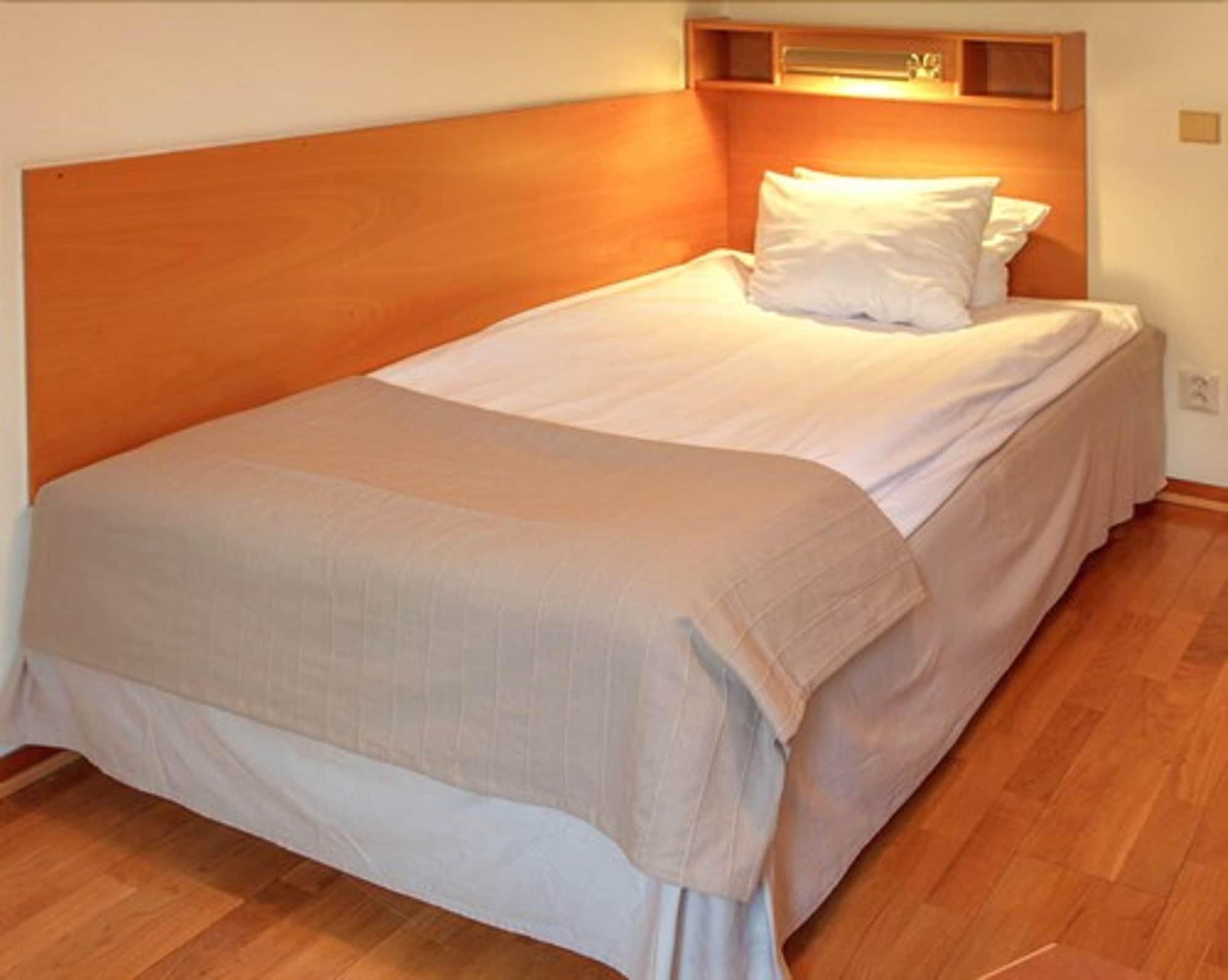 Best Western Hotel Park Astoria Enköping Dış mekan fotoğraf